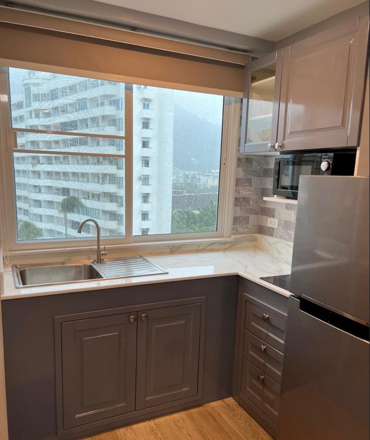 Patong Heart Studio: Smart TV & Kitchen Comfort Exterior photo