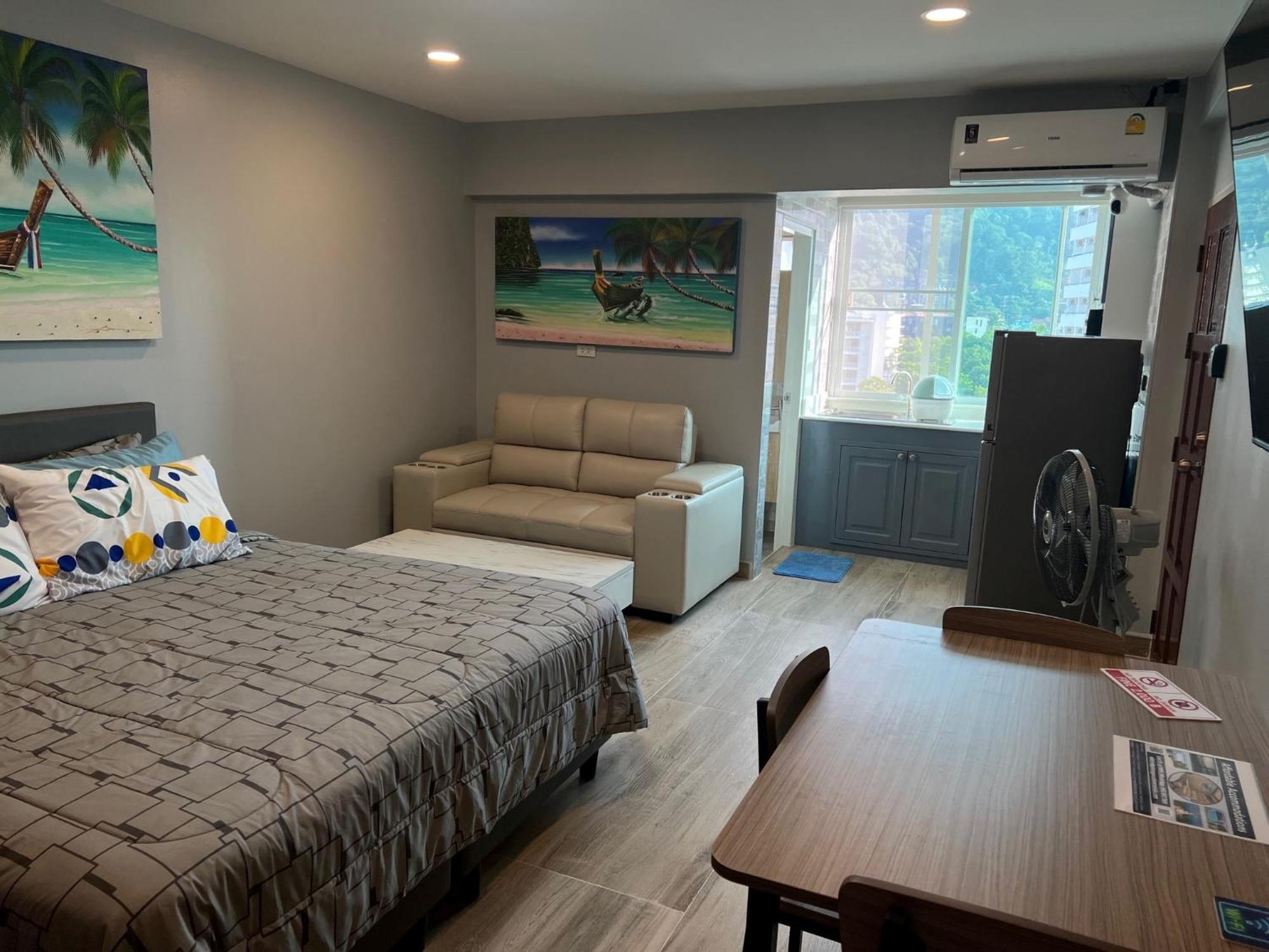 Patong Heart Studio: Smart TV & Kitchen Comfort Exterior photo