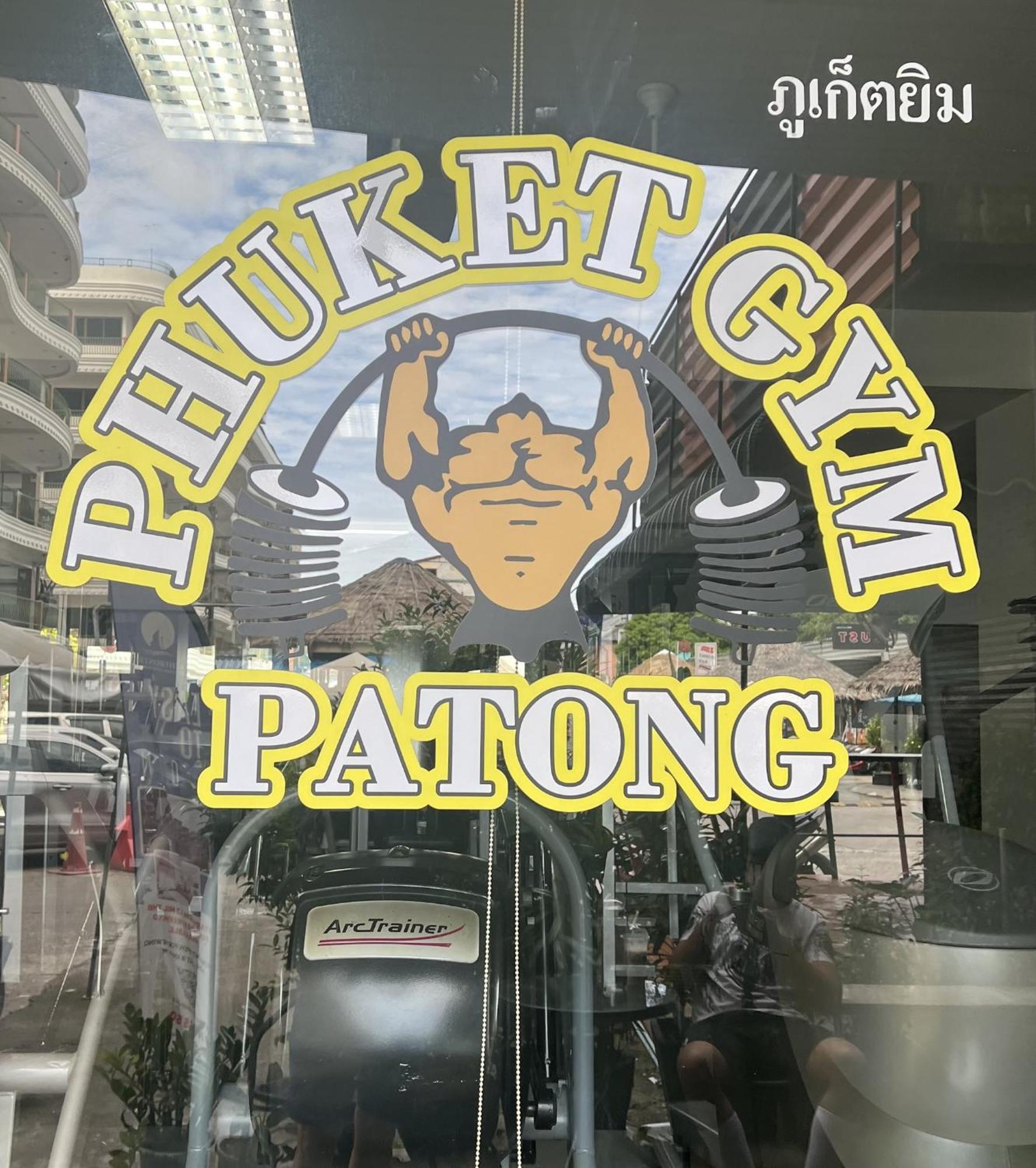 Patong Heart Studio: Smart TV & Kitchen Comfort Exterior photo